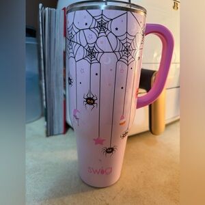 Swig Pink Spider Web Tumbler with Handle